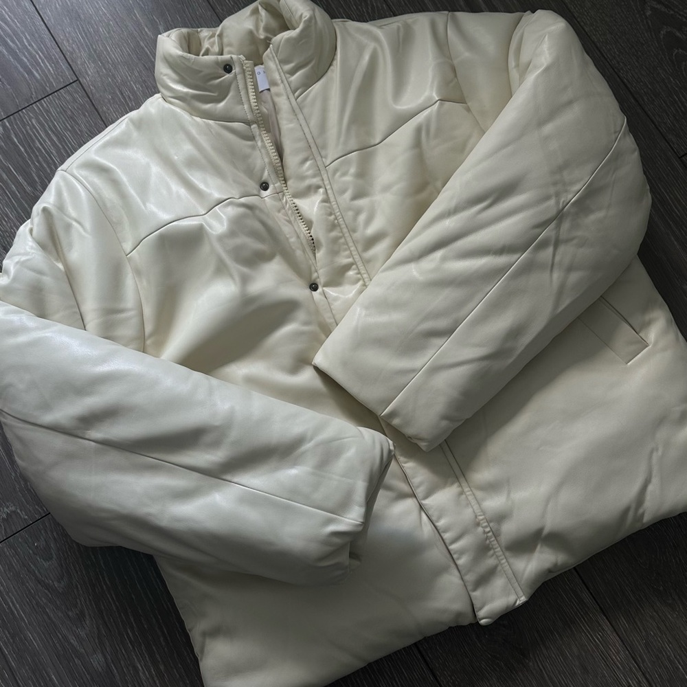 Men’s Faux Leather Puffer Jacket